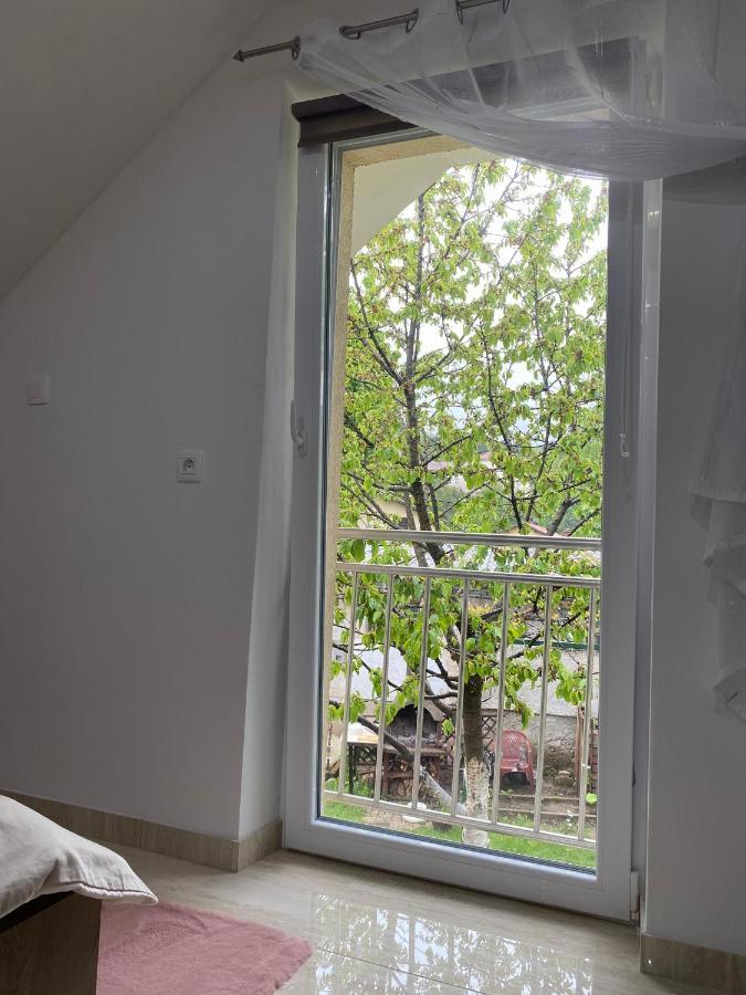 Apartma Azurre Postumia Esterno foto