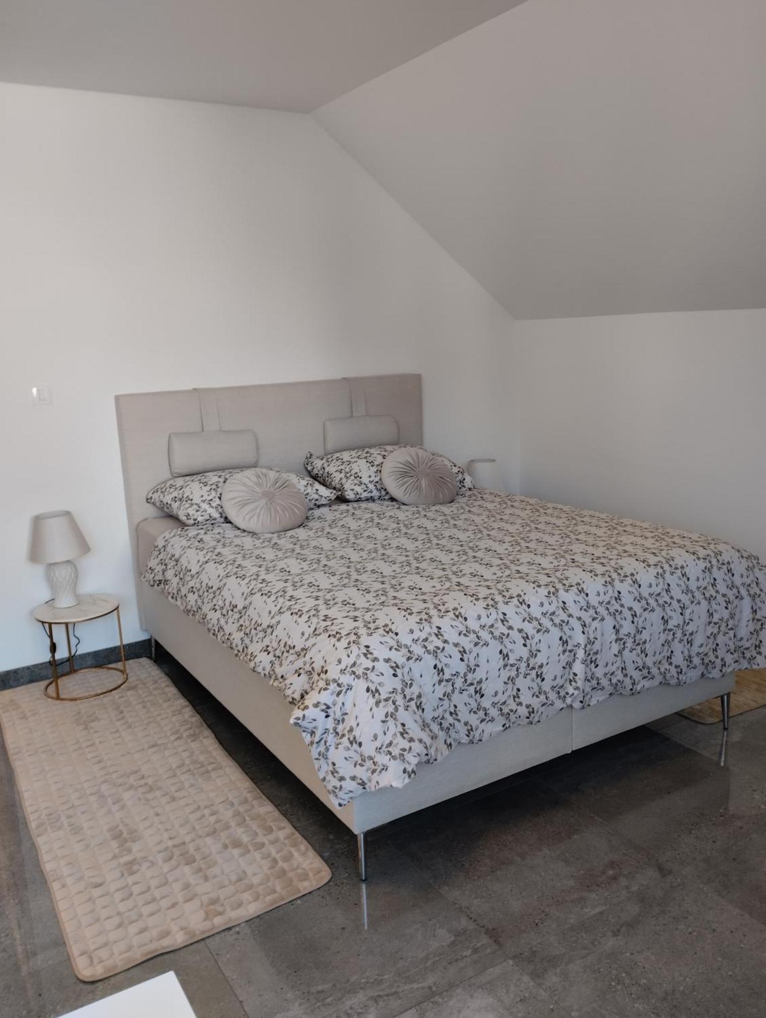 Apartma Azurre Postumia Esterno foto