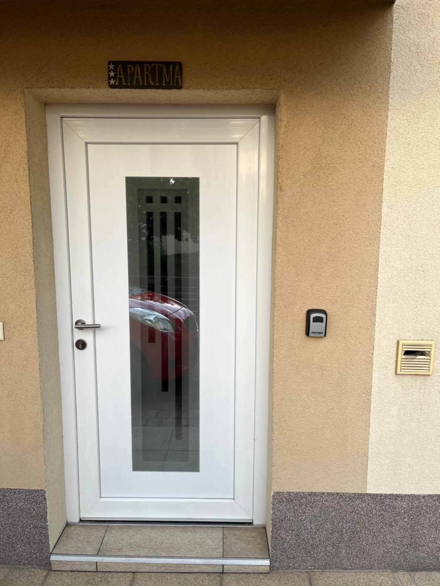 Apartma Azurre Postumia Esterno foto