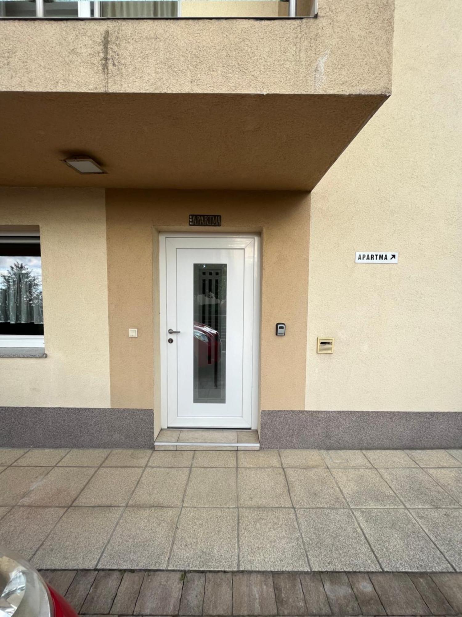 Apartma Azurre Postumia Esterno foto